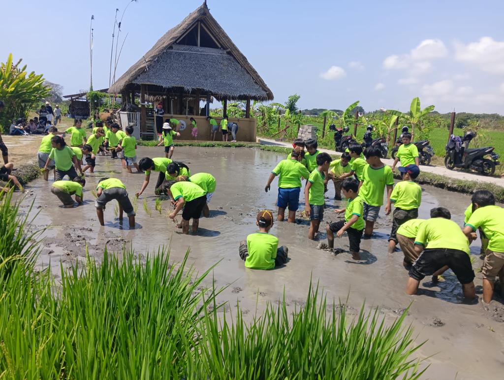 Desa Kesiman Kertalangu dan Desa Tegal Harum Raih Nominasi Penghargaan Nasional Tahun 2023