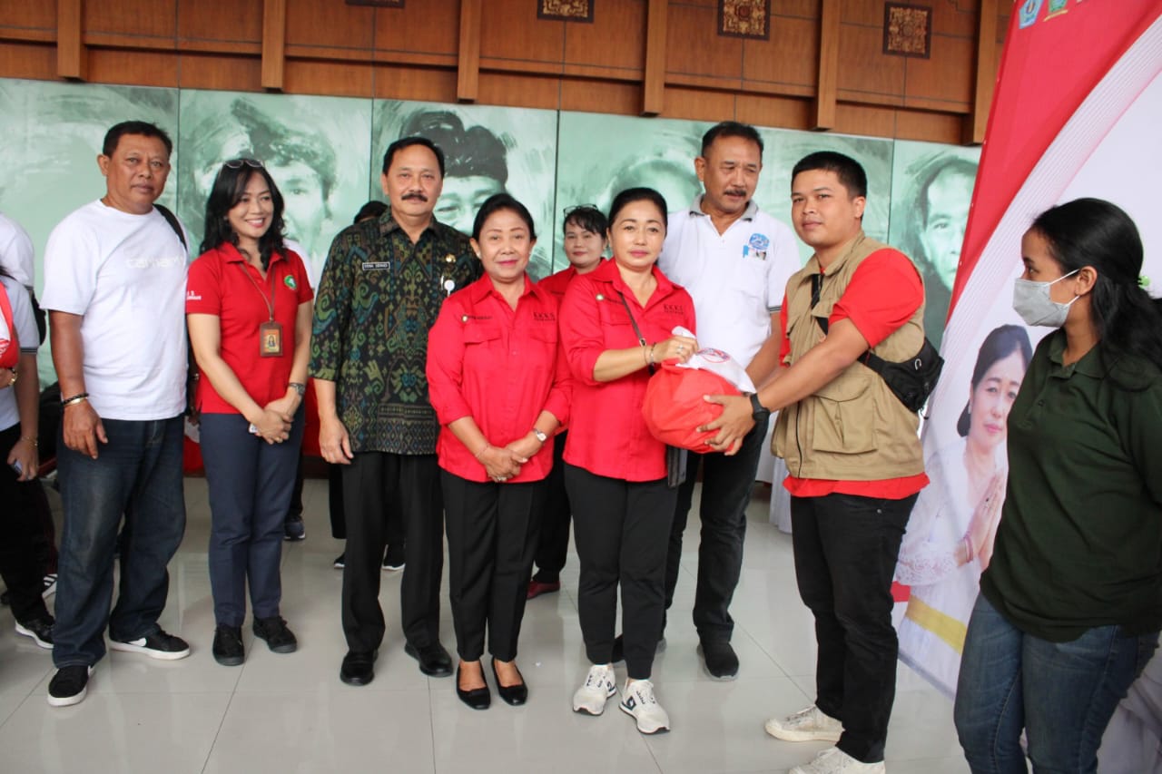 Memperingati Bulan Bung Karno V dan HUT Perumda ke-26, K3S Kota Denpasar dan Perumda Air Minum Tirta Sewakadarma Menyelenggarakan Donor Darah.