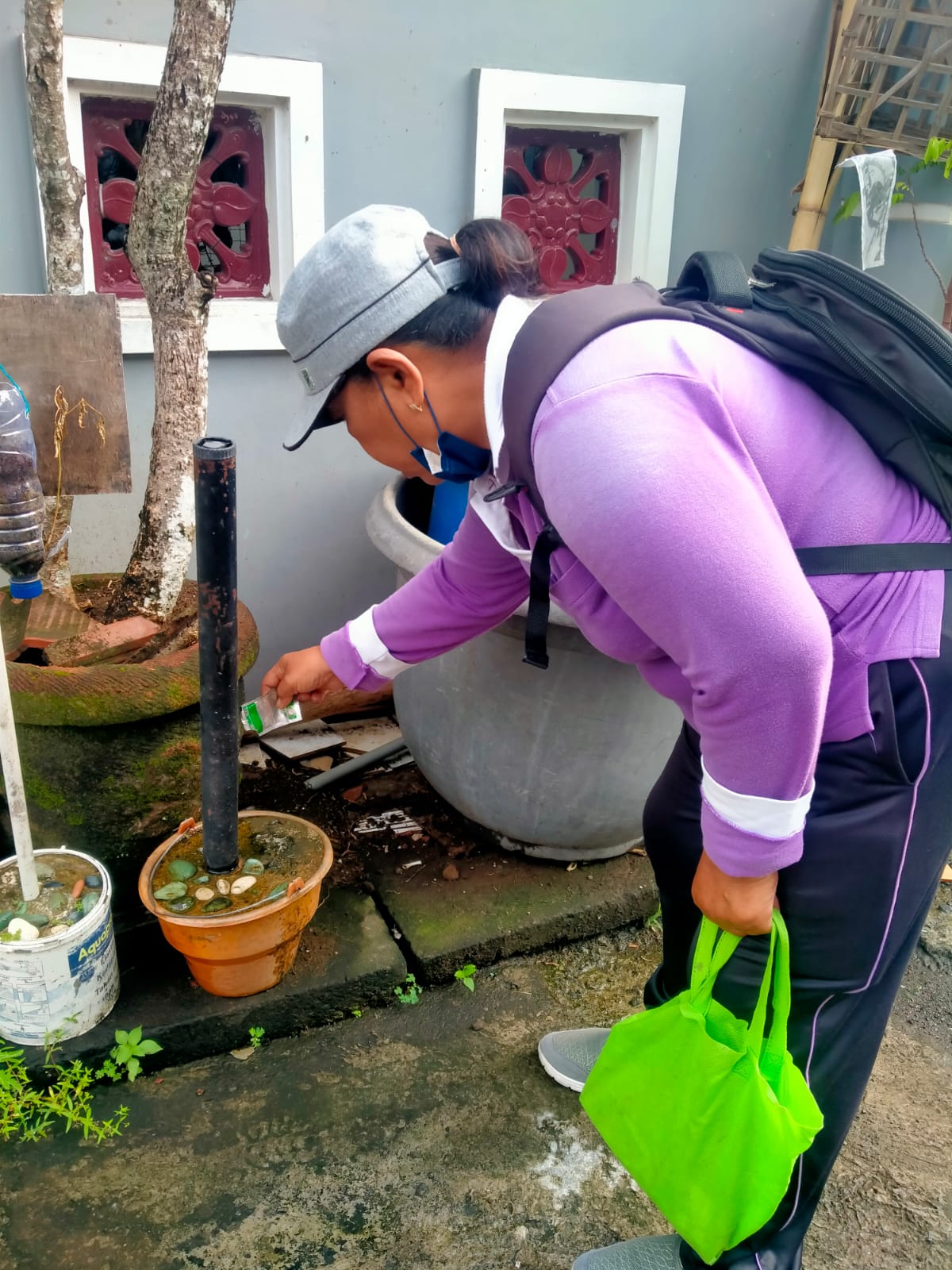 Cegah Penyebaran Virus Dengue Puskesmas 4 Denpasar Selatan Runtin Laksanakan PSN.