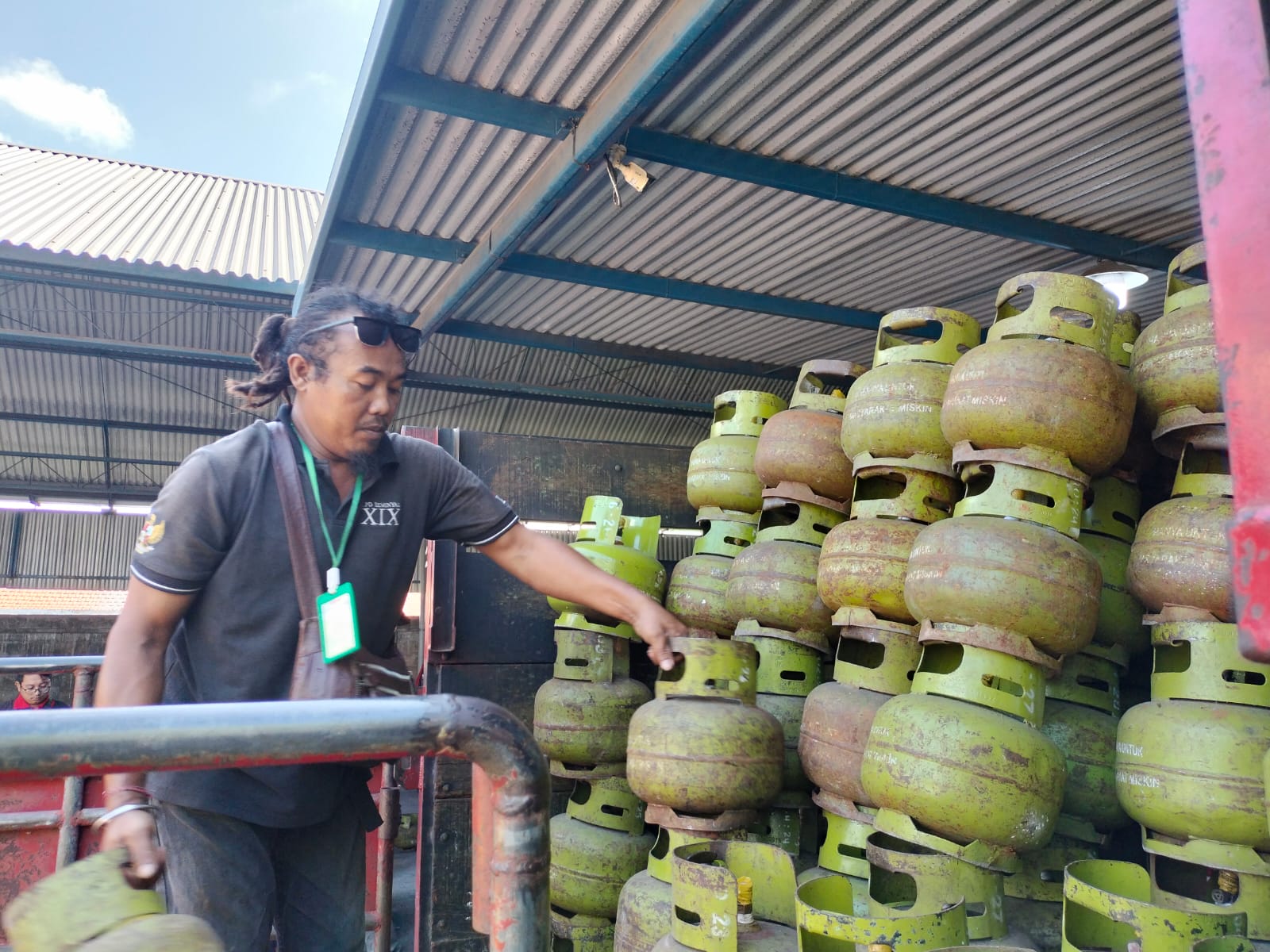 Tim Pemkot Denpasar Kembali Sidak Agen LPG 3 Kg, Pertamina Pastikan Stok Aman 