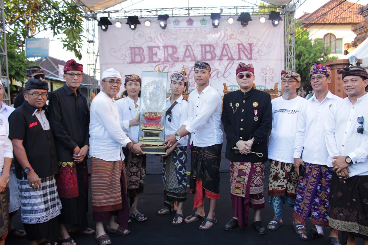 Walikota Jaya Negara Buka Festival Beraban 2024 