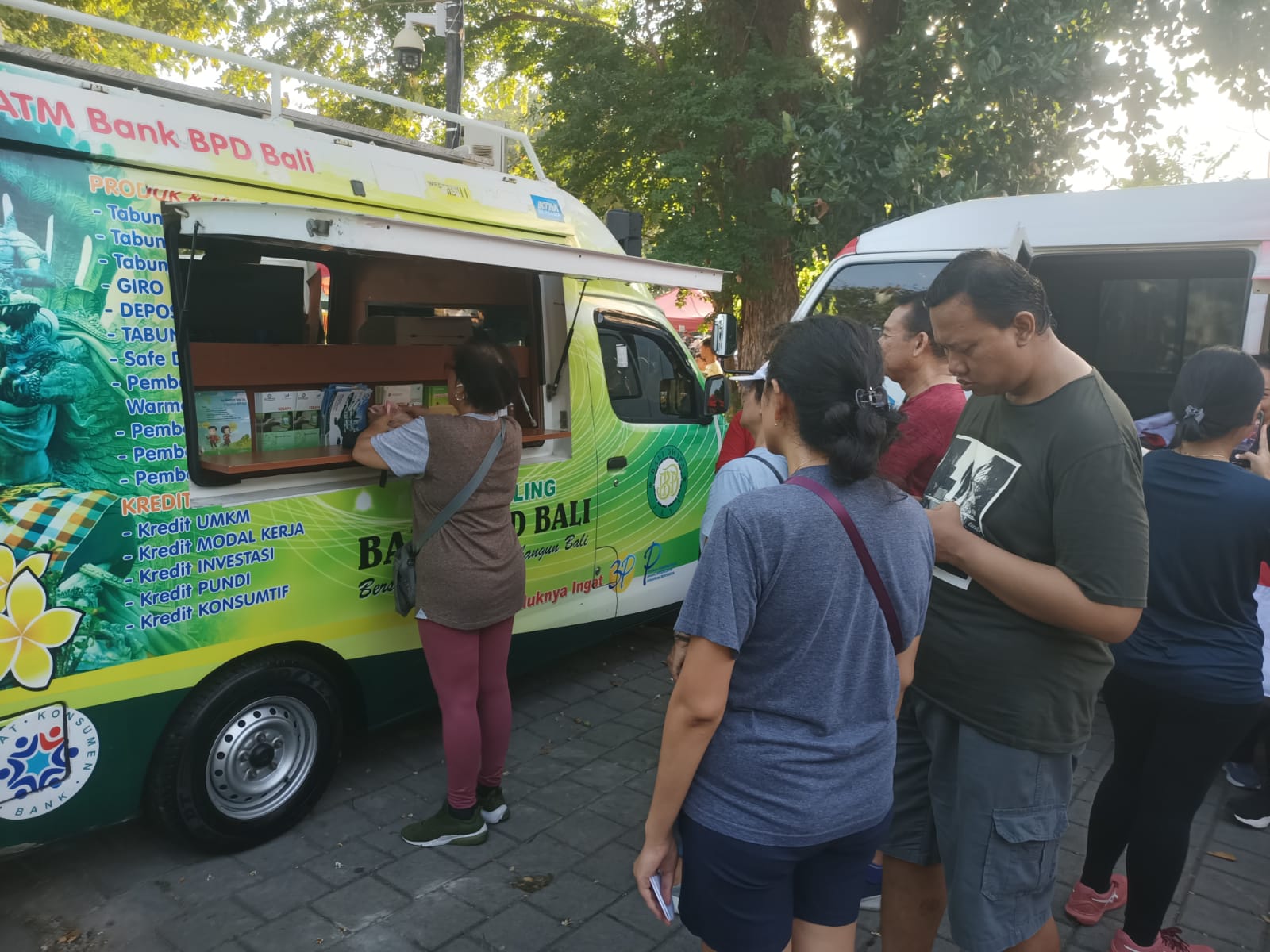 Serangkaian HUT Kemerdekaan RI ke-79, Bapenda Denpasar Gelar Pelayanan Pajak PBB P2, di Car Free Day Renon
