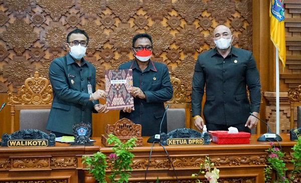 Seluruh Fraksi Setujui Penetapan Ranperda RPJMD Kota Denpasar 2021-2026 dan Rancangan KUA Serta PPAS TA. 2022