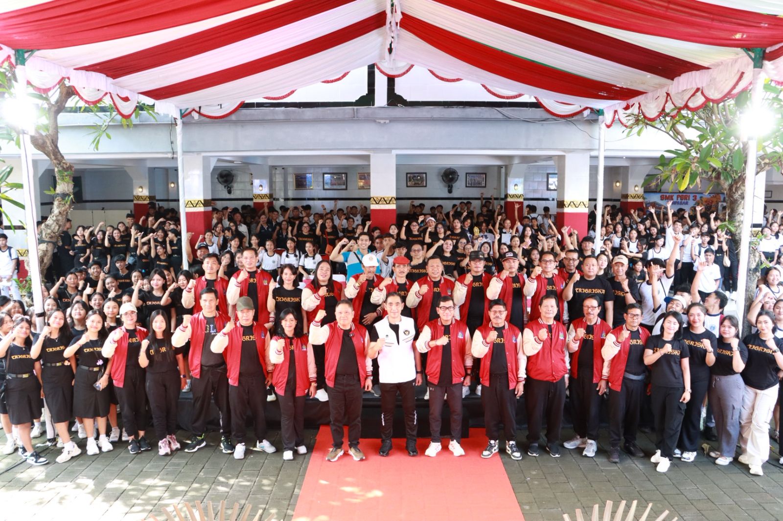 Gambar 2