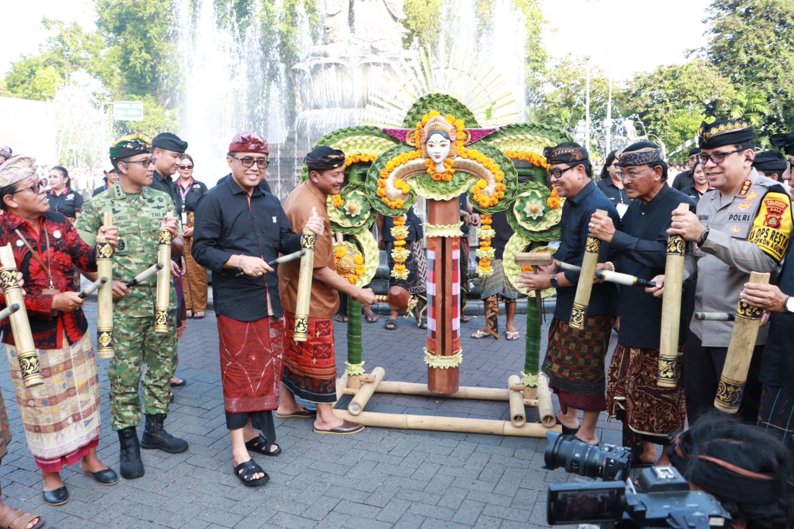 Gambar 2