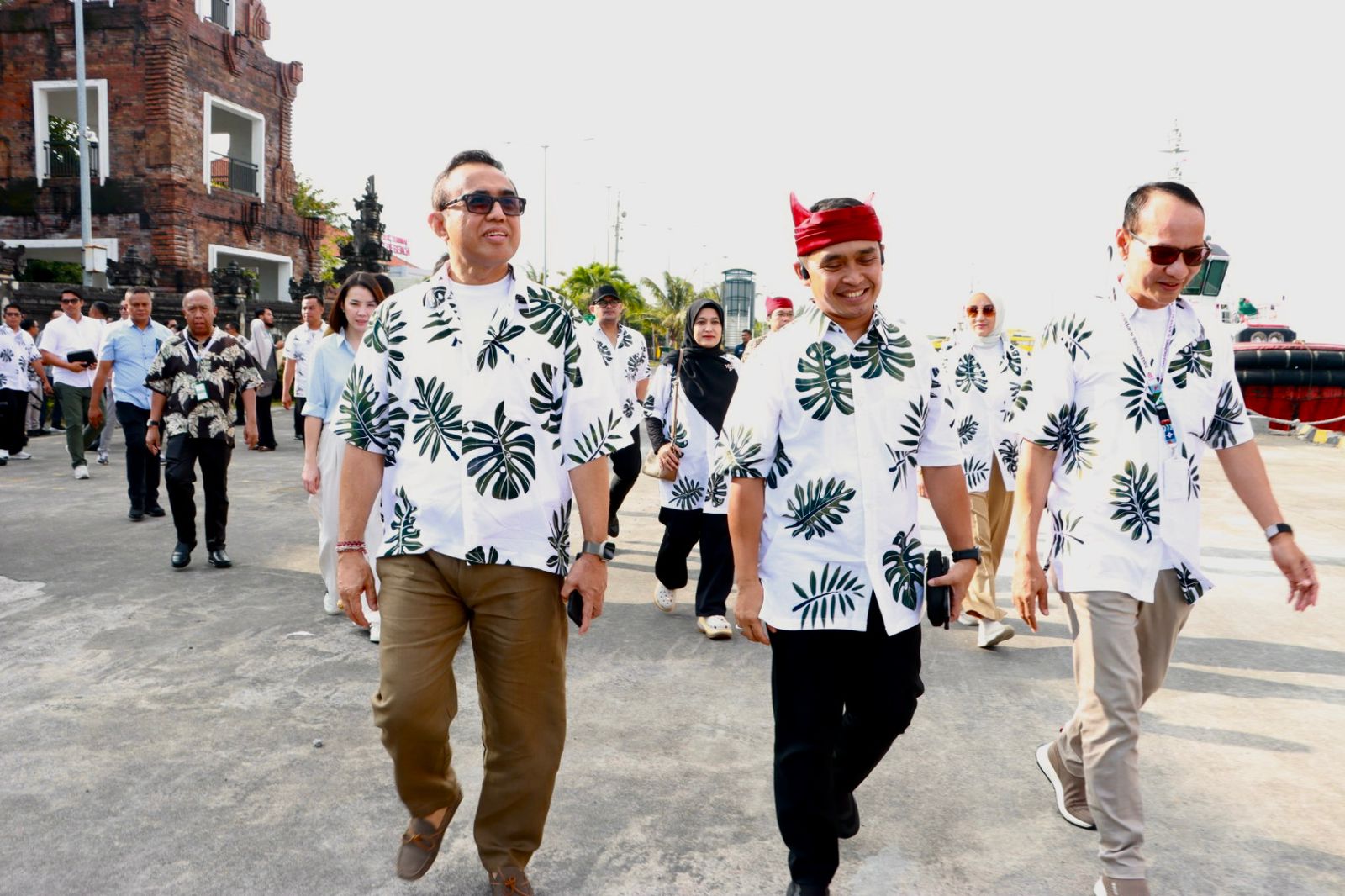 Dihadapan Anggota Komwil IV APEKSI, Walikota Jaya Negara Kenalkan Wisata Bahari Kota Denpasar. 
