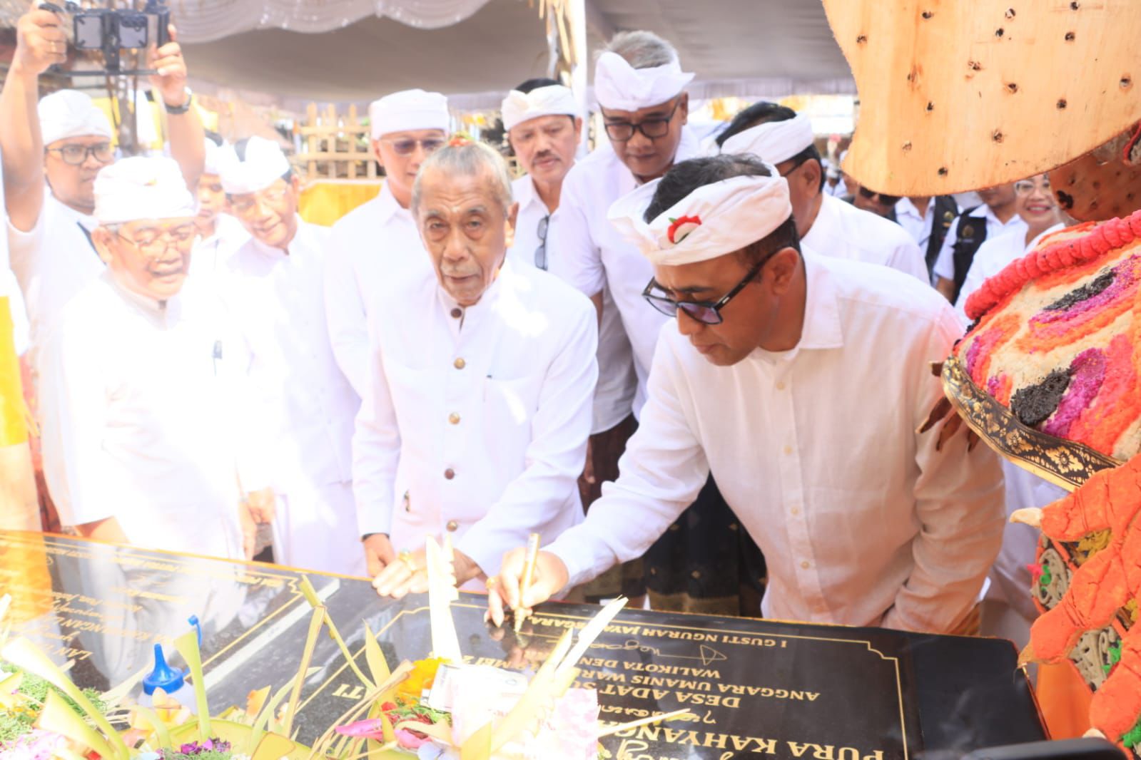 Walikota Jaya Negara Hadiri Karya Tawur di Pura Kahyangan dan Mrajapati Desa Adat Sumerta