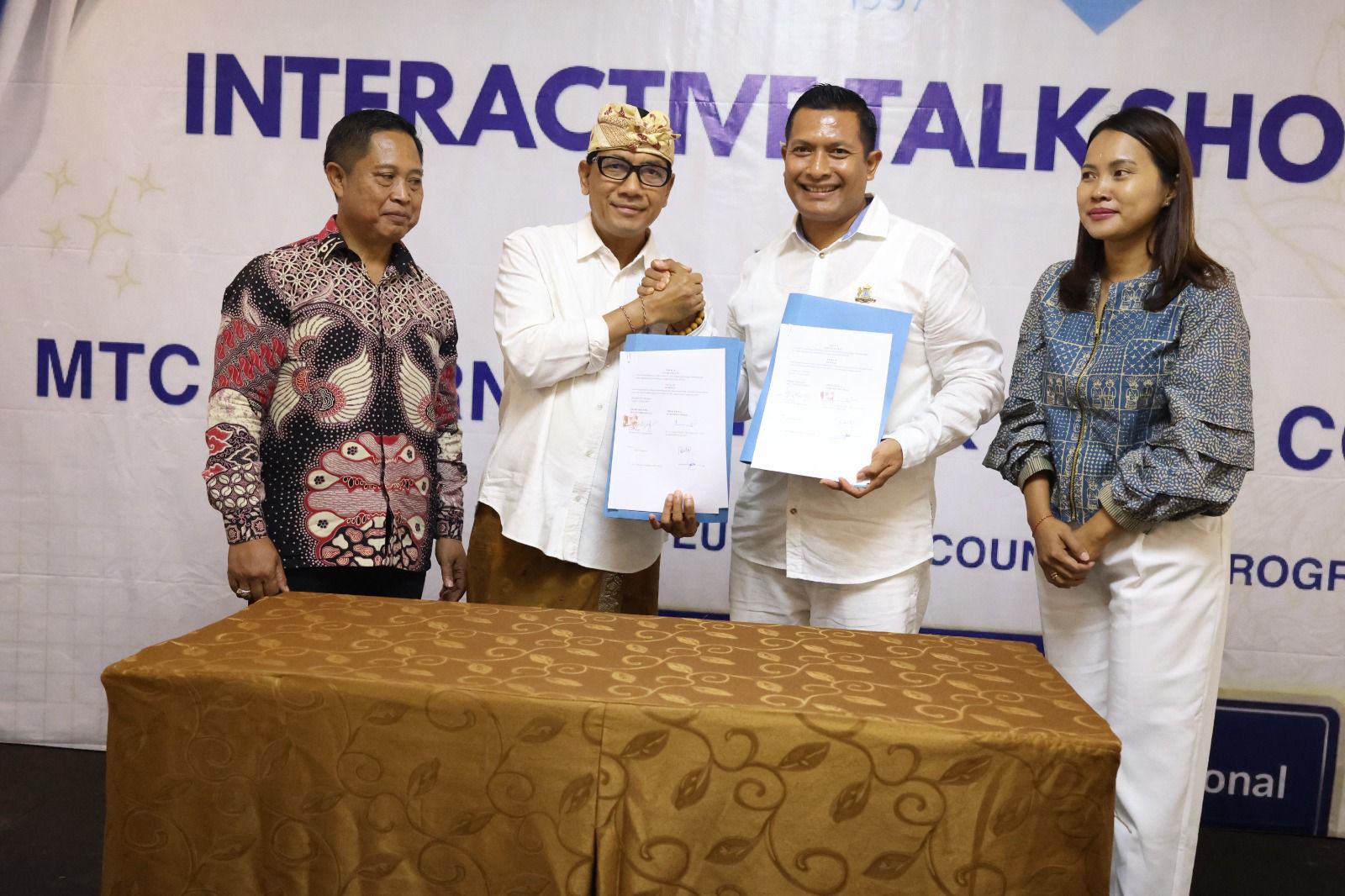 Sekda Denpasar Buka Interactive Talkshow, PGRI Bali dan MTC International Jalin Kerja Sama Tingkatkan SDM Berwawasan Global