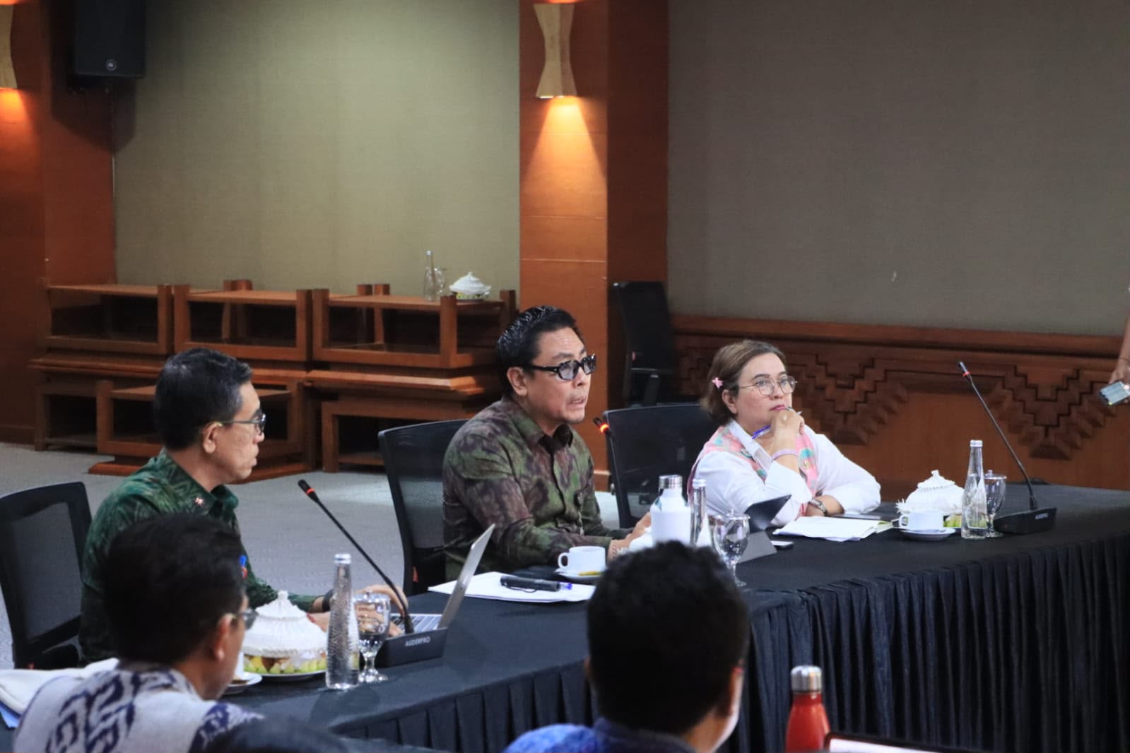 Wawali Arya Wibawa Pimpin Rakor Perlinsos, Pastikan Tak Ada Warga Rentan Terlewat dari Perlindungan Sosial