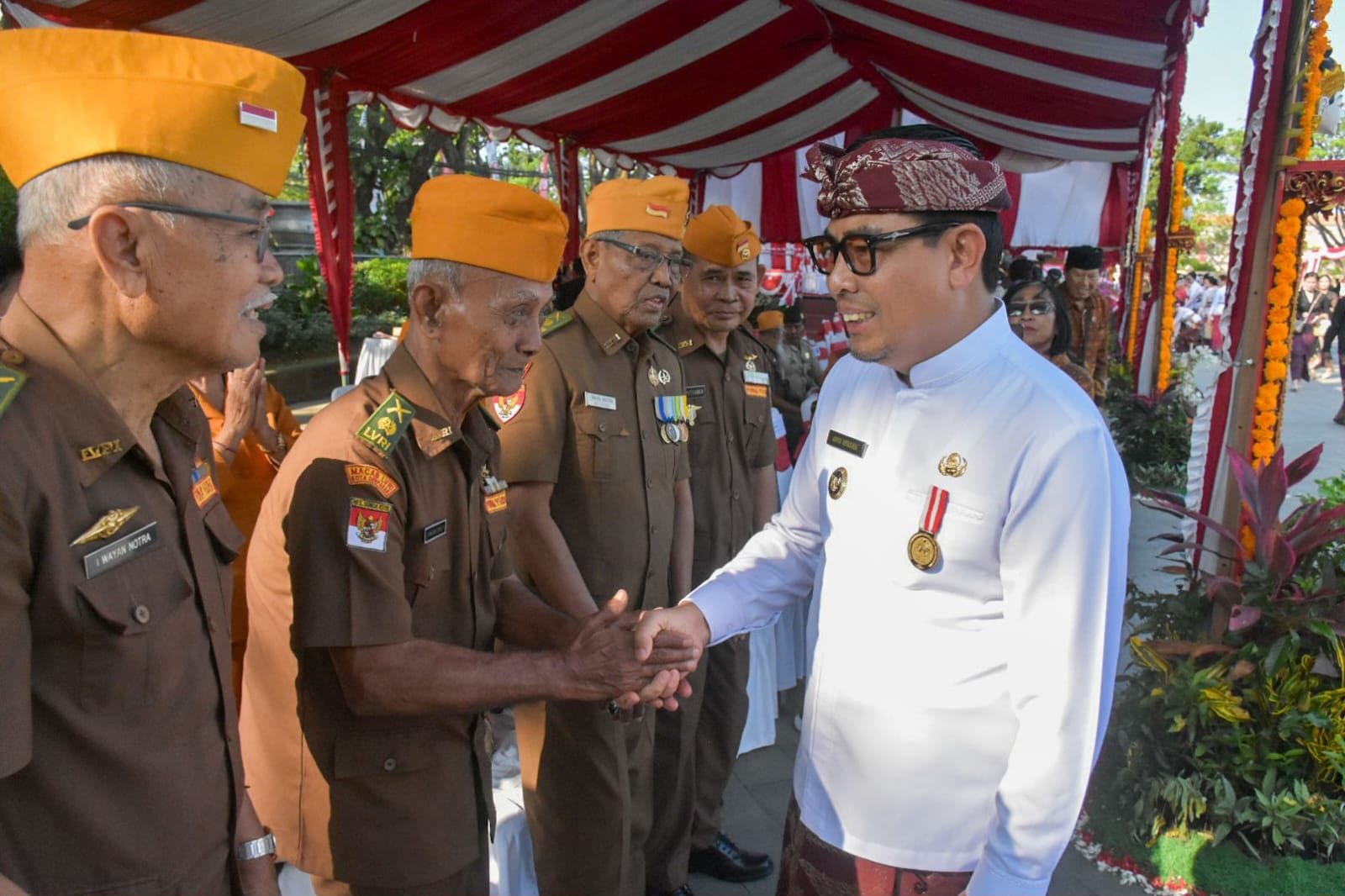 Gambar 2