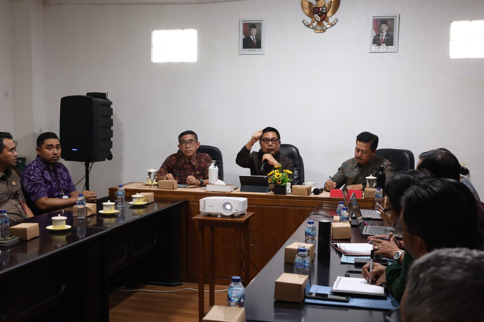 Laksanakan Kunker Ke Perumda Wawali Arya Wibawa Tekankan Pembenahan Tata Kelola dan Pengembangan Usaha Perumda Pasar